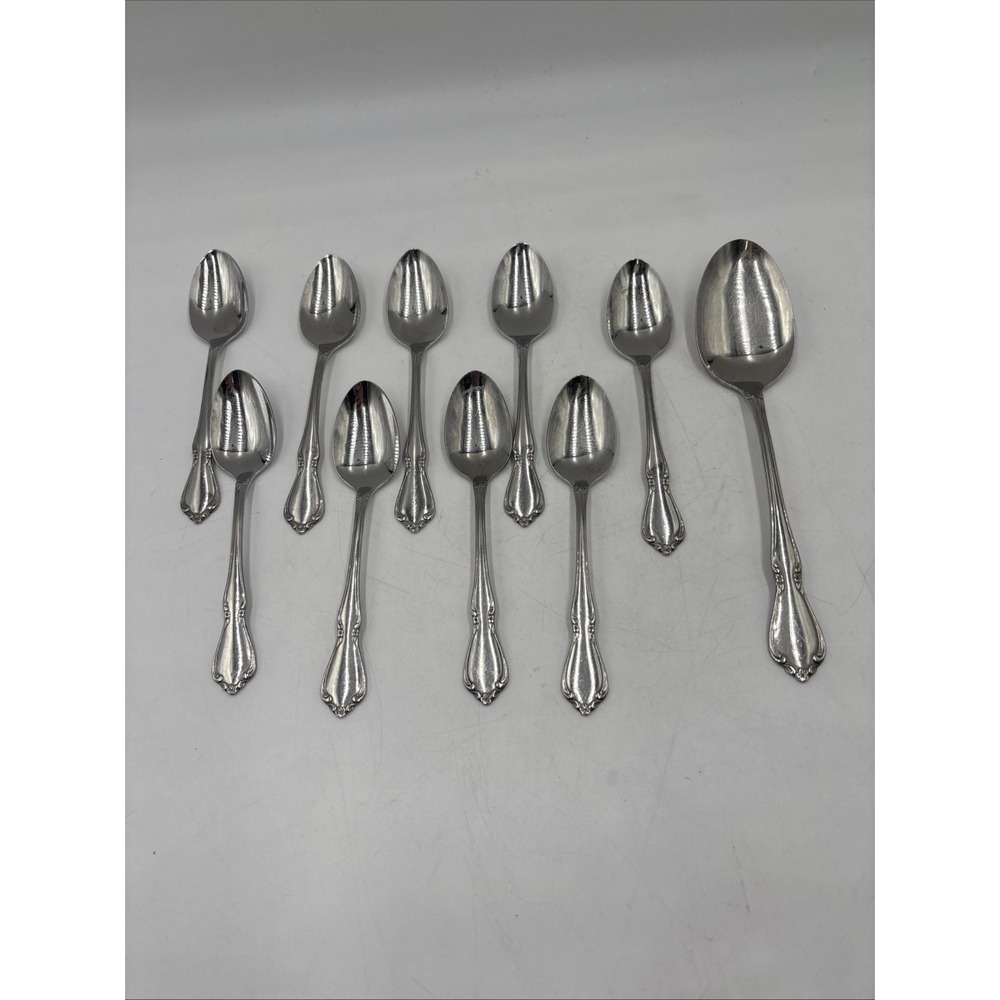 8 Oneida Craft Deluxe Stainless CHATEAU Glossy Flatware Teaspoons 6" 1 Serving